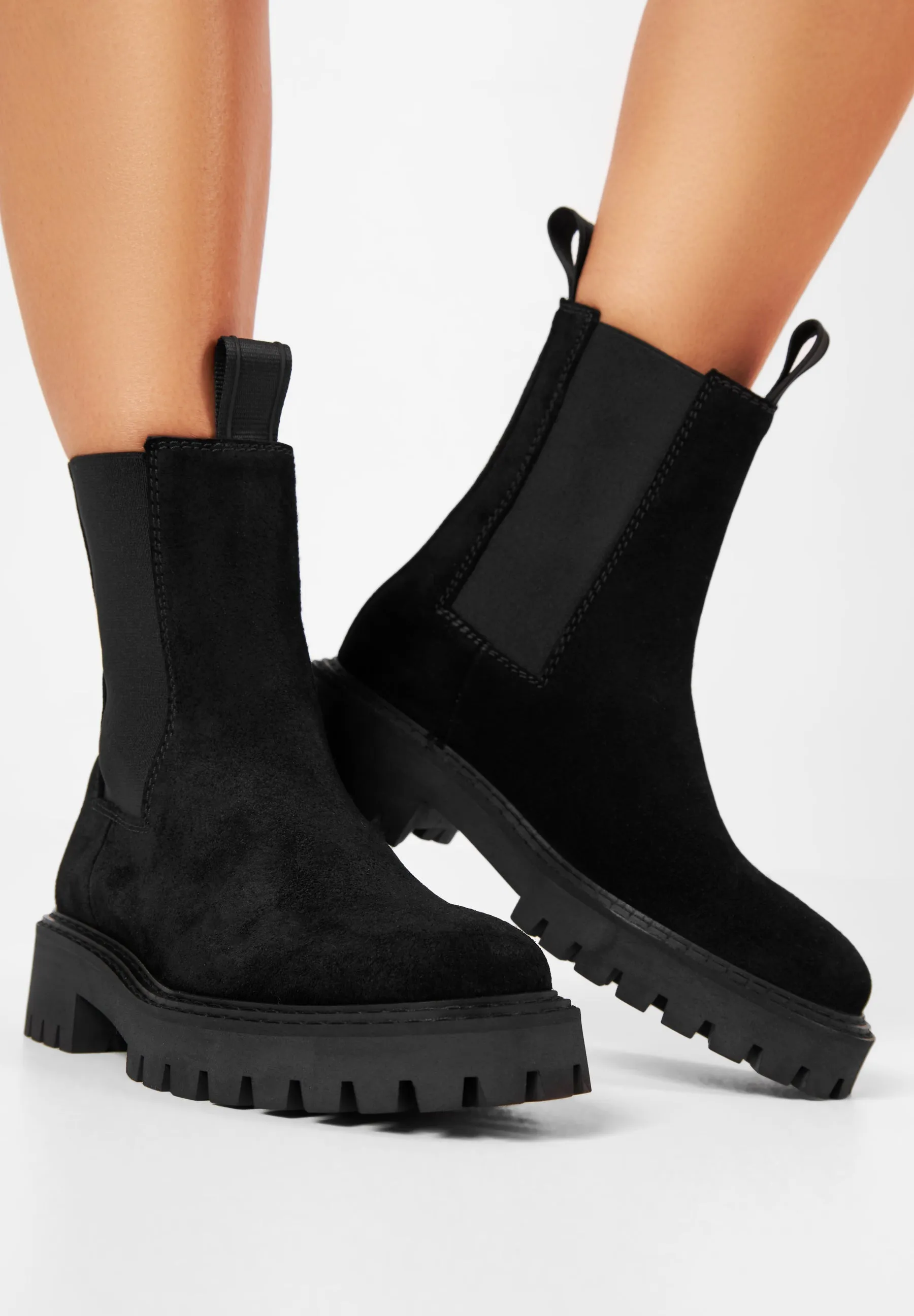 Daze Black Suede Chelsea Boots