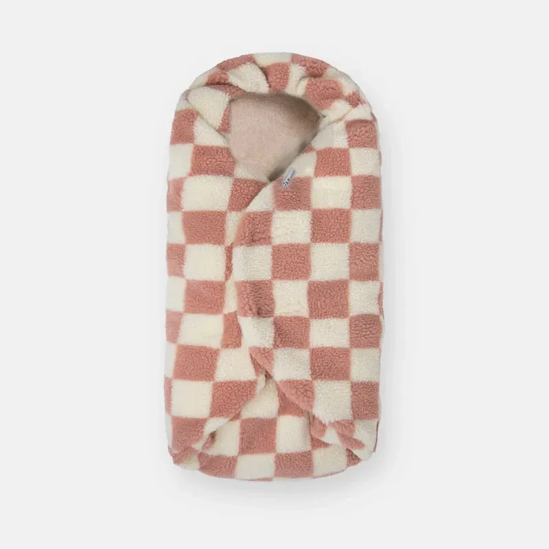 >7 A.M. Enfant Nido Bebe Checkers - Print Checkers Rose Dawn - 0-6M