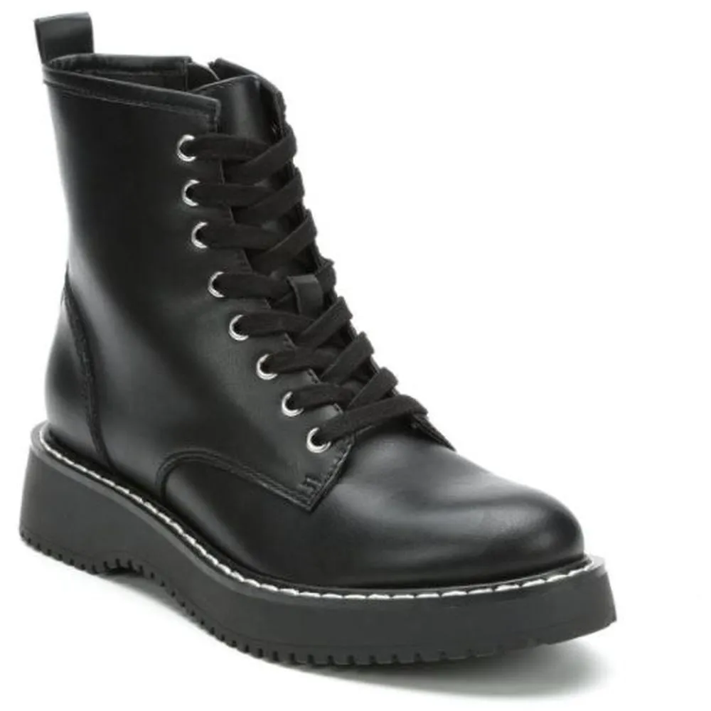 Women's Kurrt Combat Boots